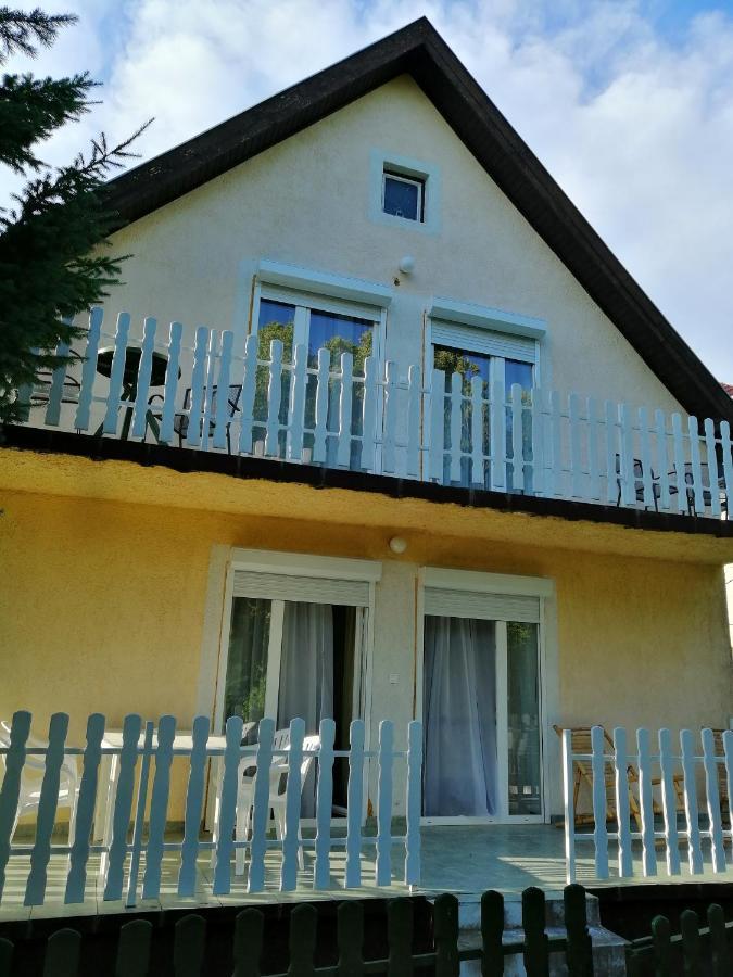 Nyirfa Apartman Vonyarcvashegy Exterior photo